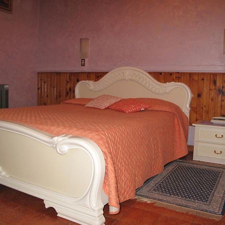 Hotel Ristorante La Nuova Fattoria Carsoli Rum bild