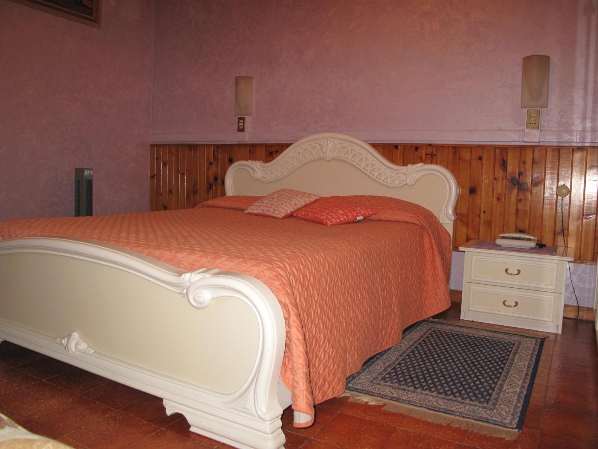 Hotel Ristorante La Nuova Fattoria Carsoli Rum bild