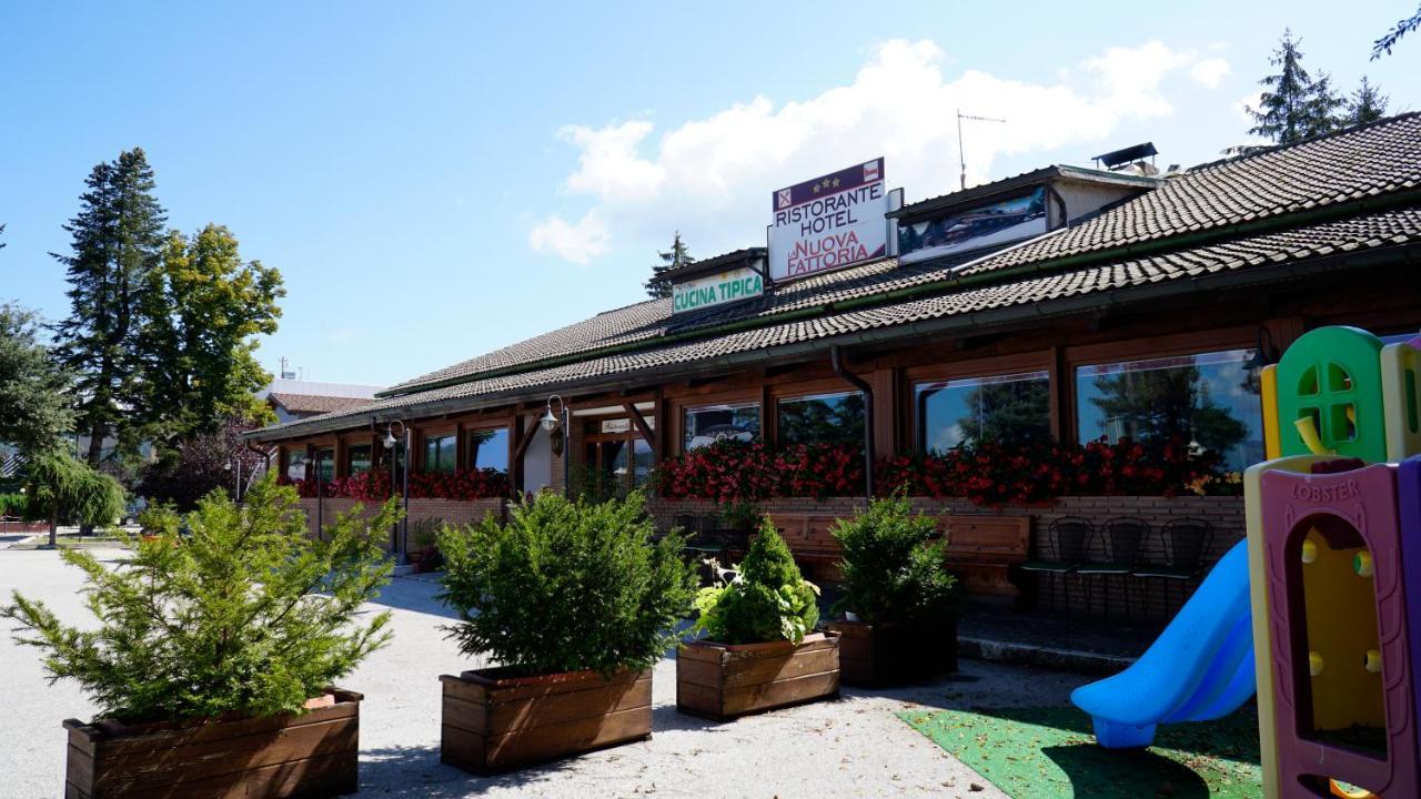 Hotel Ristorante La Nuova Fattoria Carsoli Exteriör bild